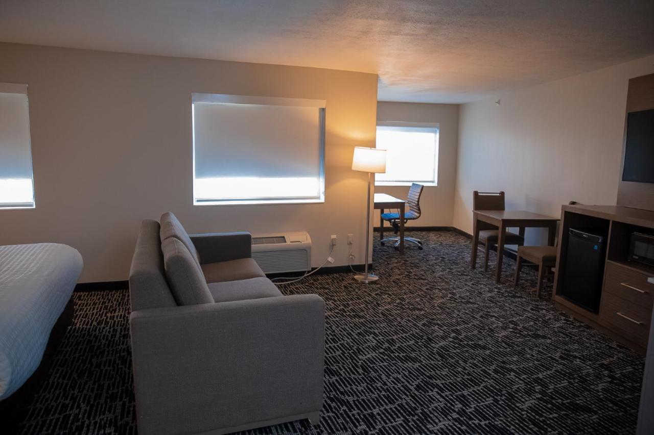 Hotel Clarion Pointe Indianapolis Airport Plainfield Exterior foto