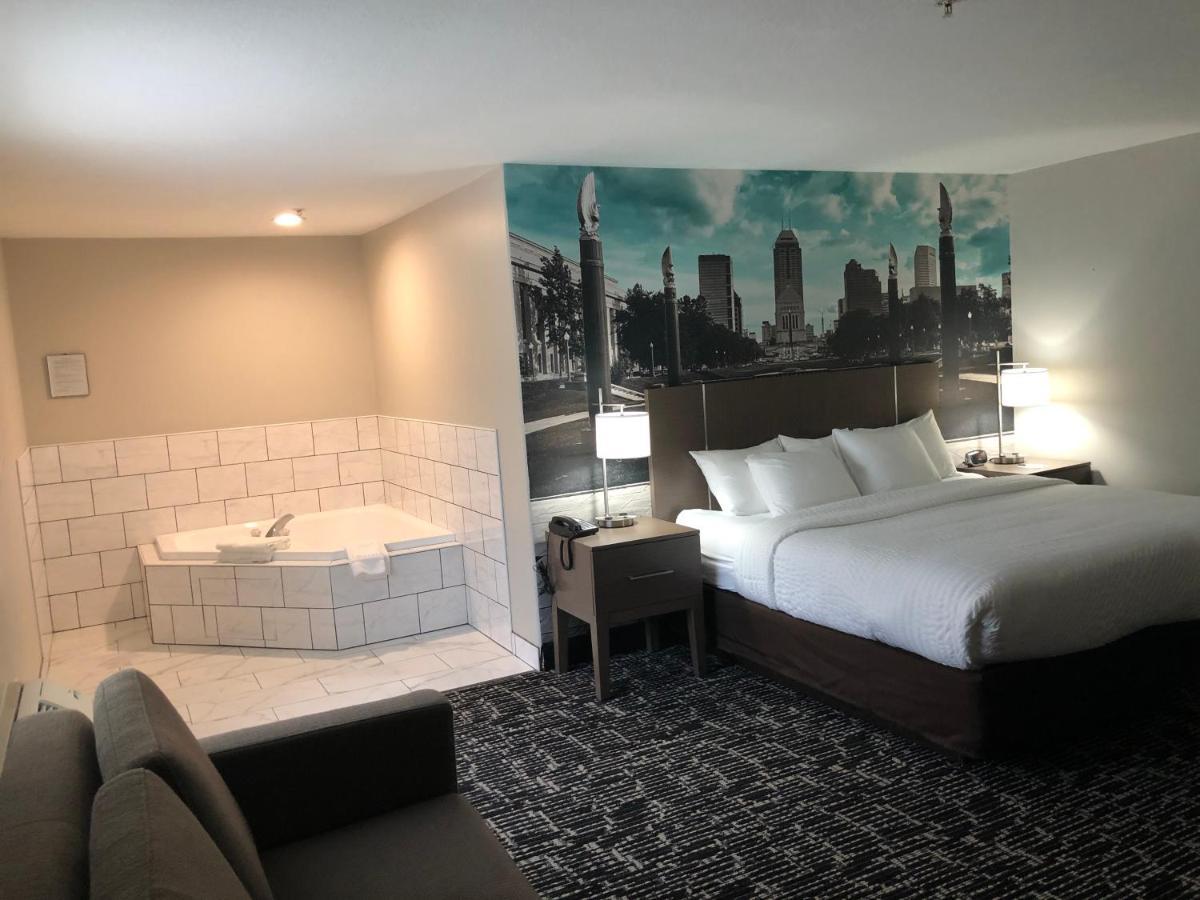 Hotel Clarion Pointe Indianapolis Airport Plainfield Exterior foto