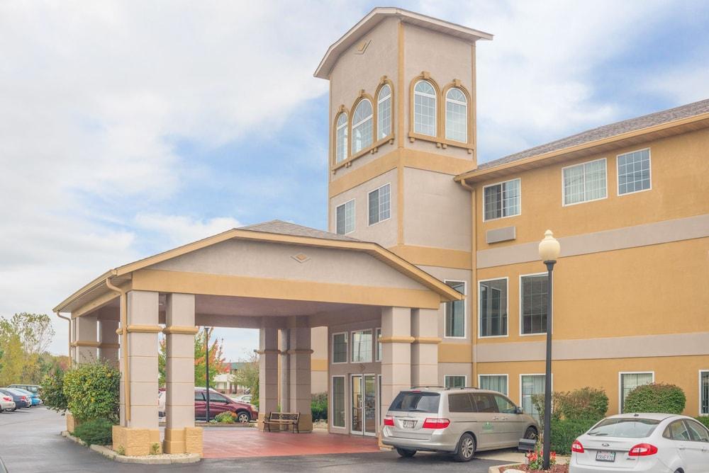 Hotel Clarion Pointe Indianapolis Airport Plainfield Exterior foto